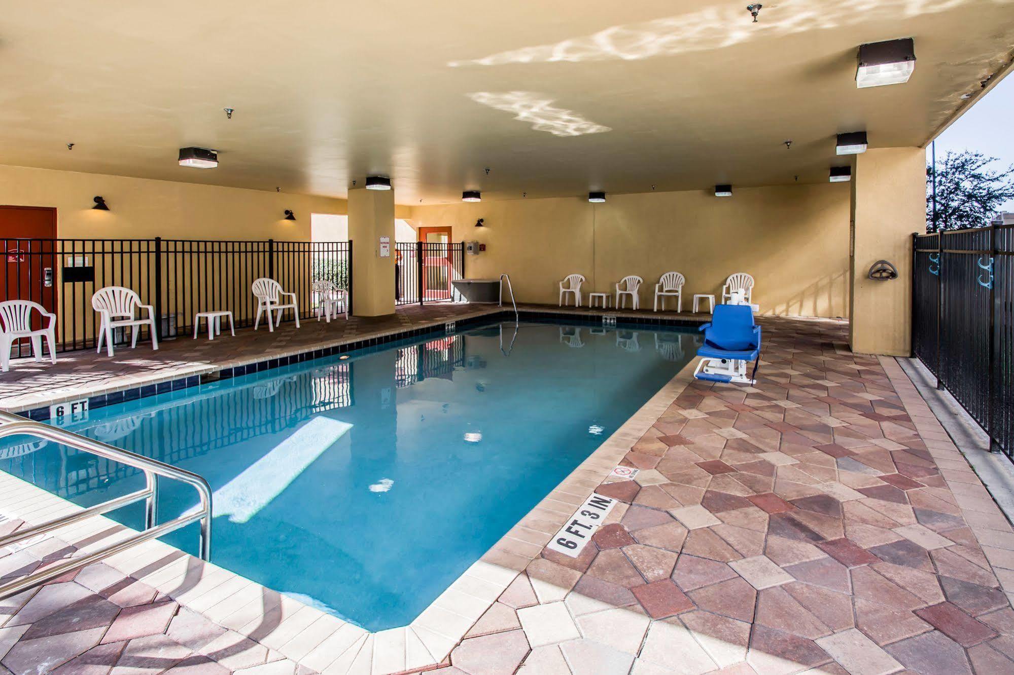 Comfort Suites West Jacksonville Extérieur photo